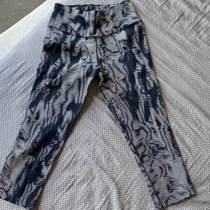 Nike crop leggings in XS